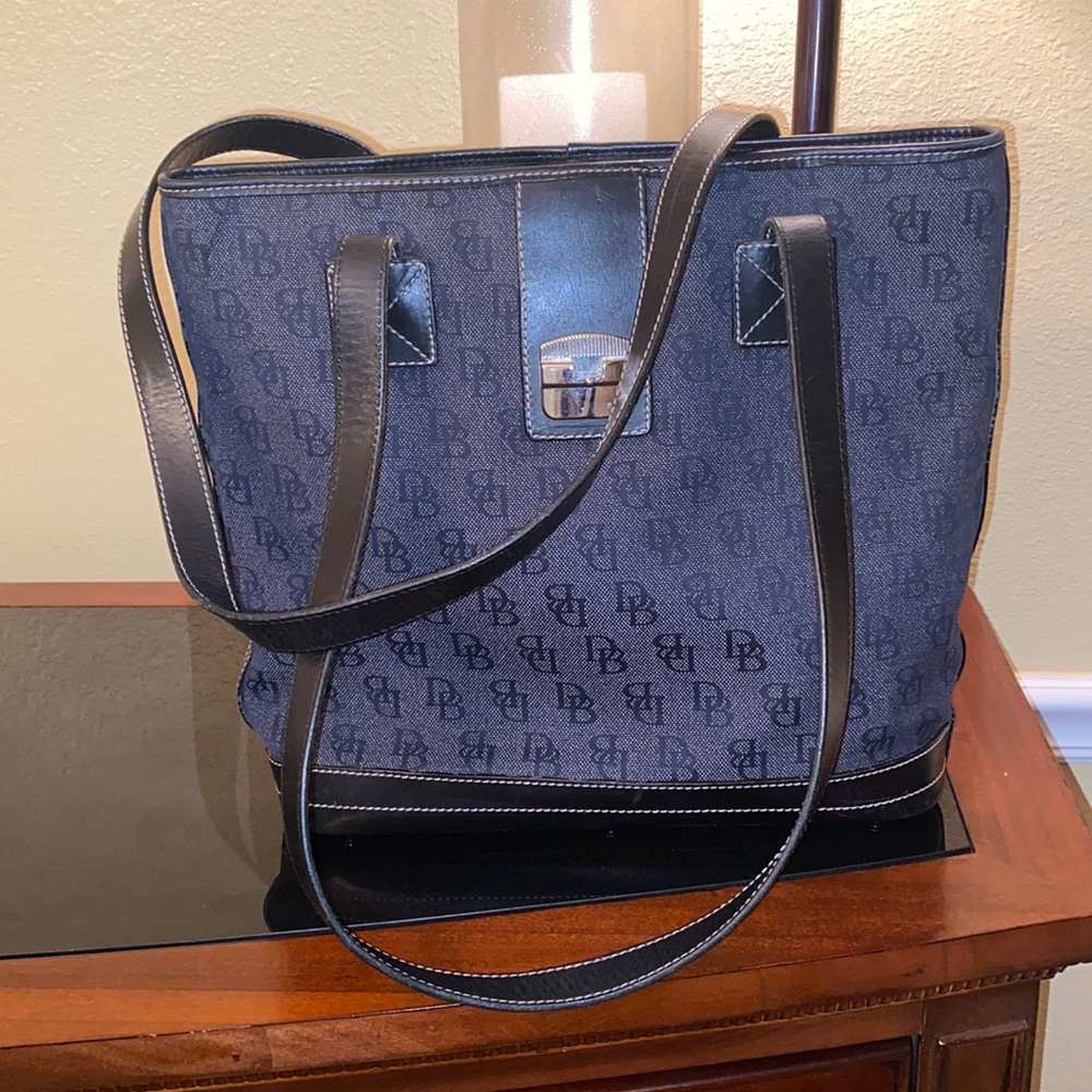 Vintage Dooney & Bourke Bag